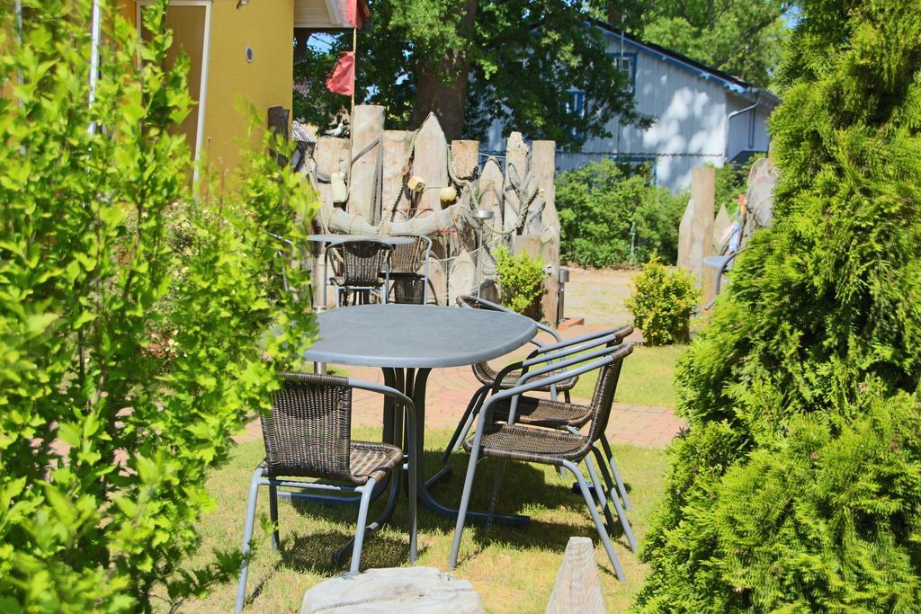 Ferienwohnungen Fruendt Prerow Exteriör bild
